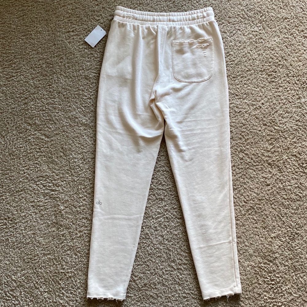 ALO Yoga Distressed Lounge Pants Sweatpants Sz M - Picture 2 of 10